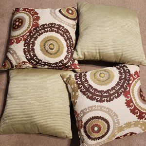 Accent pillows
